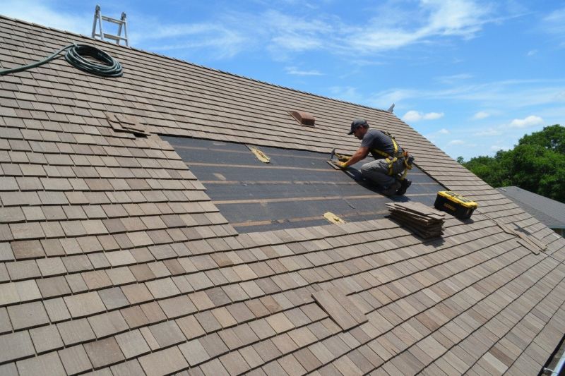 Shake Shingle Repair in Canal Fulton, OH